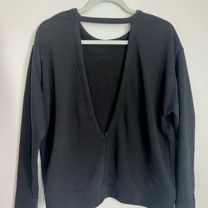 Nike V-Cut Back Sweatshirt - M